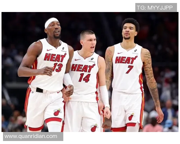 迈阿密热火与新奥尔良对决精彩纷呈球迷期待激烈比赛瞬间